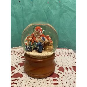 The San Francisco Music Box Company‎ Musical Snow Globe W/Santa & children VTG